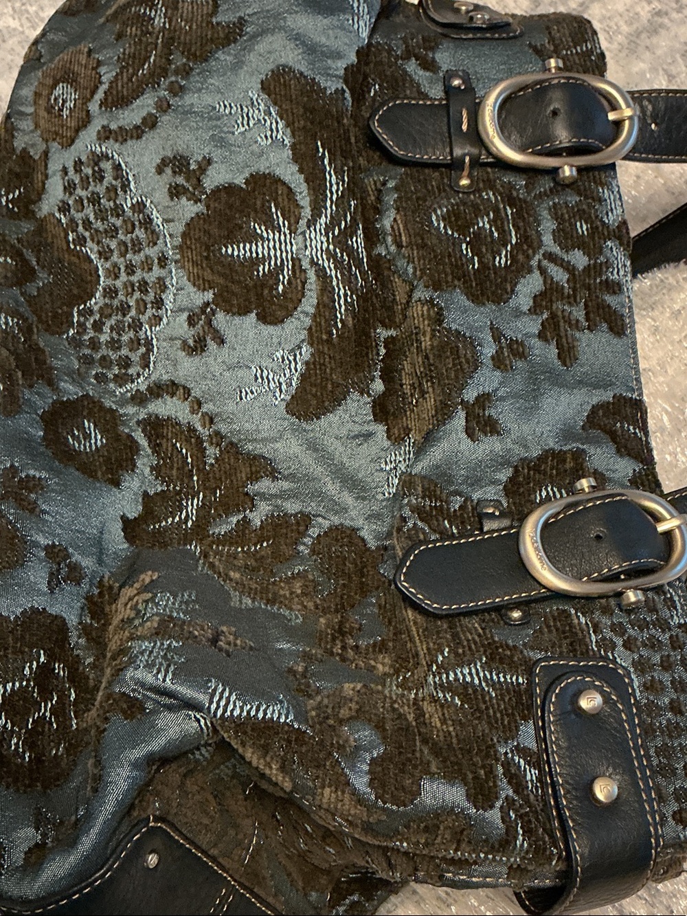 Liz Claiborne Brown and Teal Damask Shoulder Bag - Picture 10 of 11